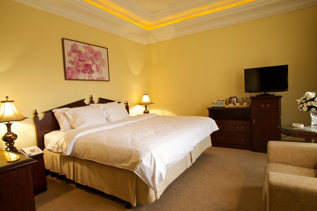 New Park Hotel Kuwait City Bagian luar foto