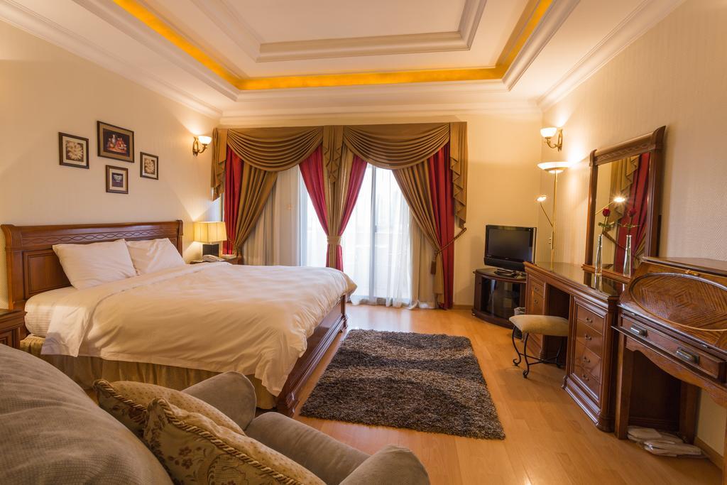New Park Hotel Kuwait City Bagian luar foto