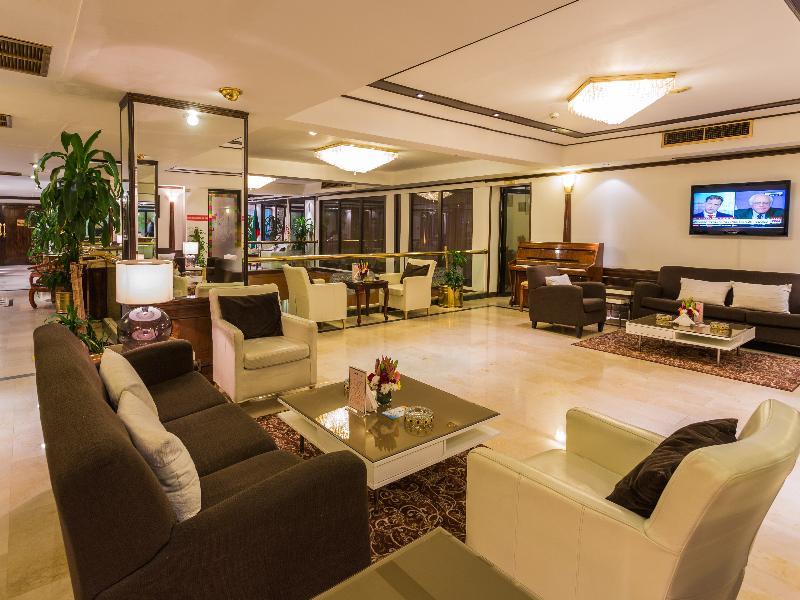 New Park Hotel Kuwait City Bagian luar foto