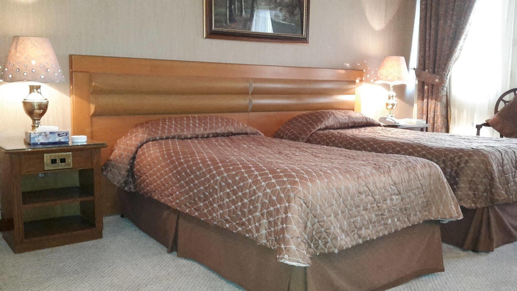 New Park Hotel Kuwait City Bagian luar foto